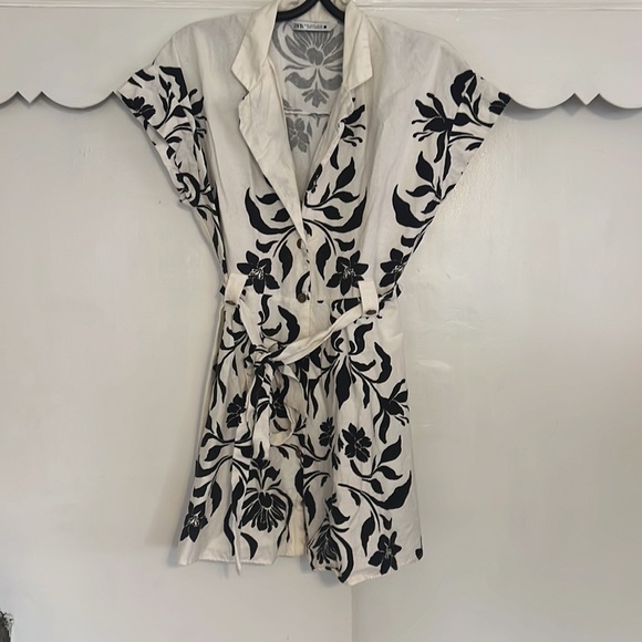 Zara Linen Mini Dress GUC - Picture 5 of 6